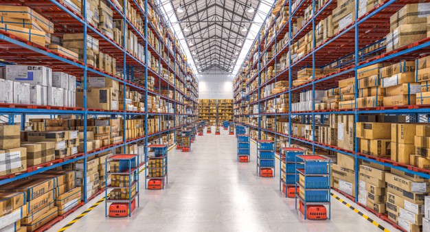 "Modern warehouse with automated goods movement system. Premium Photo"